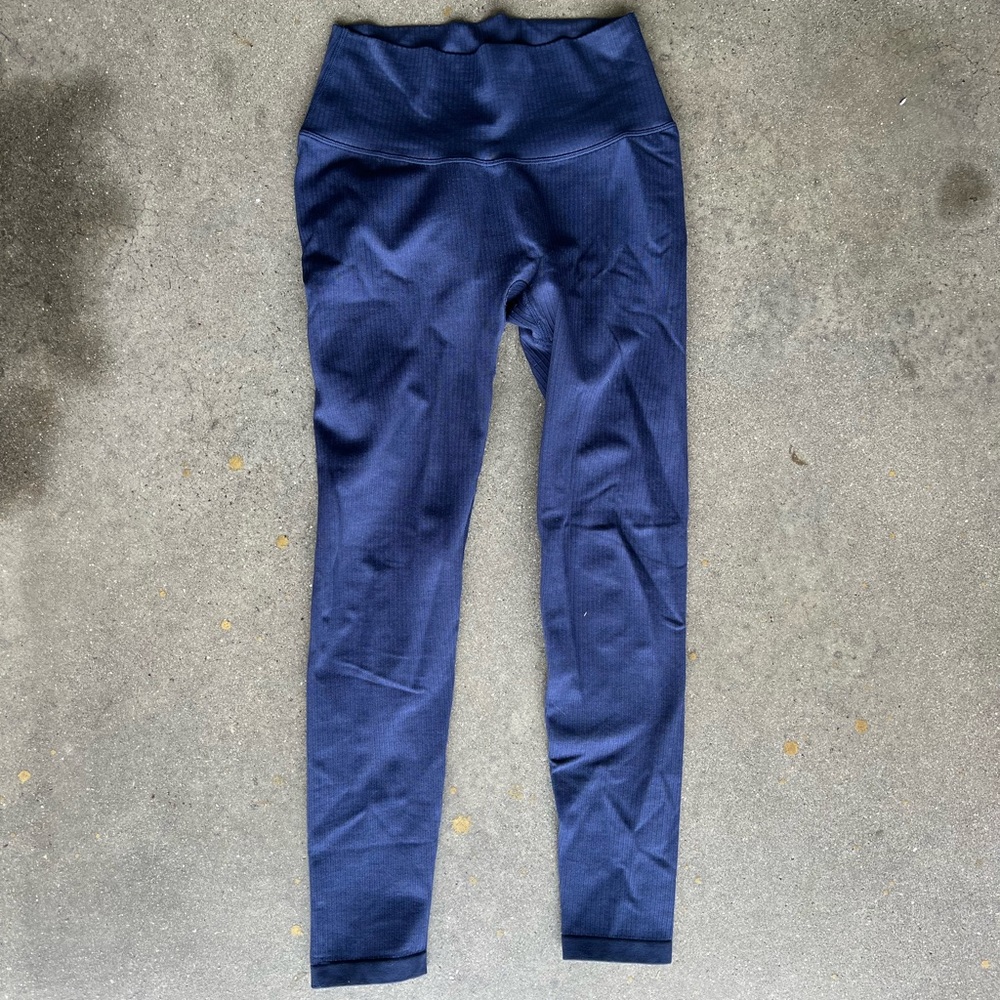 Balance athletica seamless navy leggings